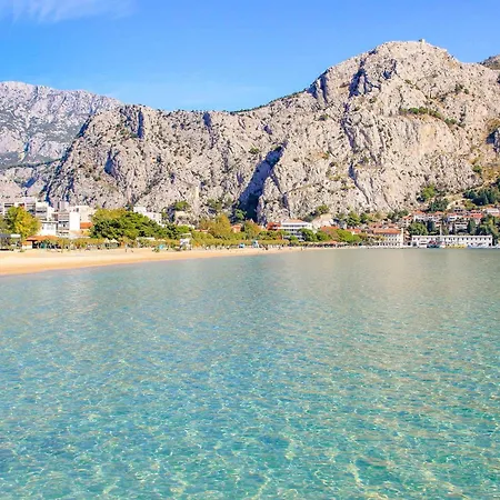 Apartment East Side Omis