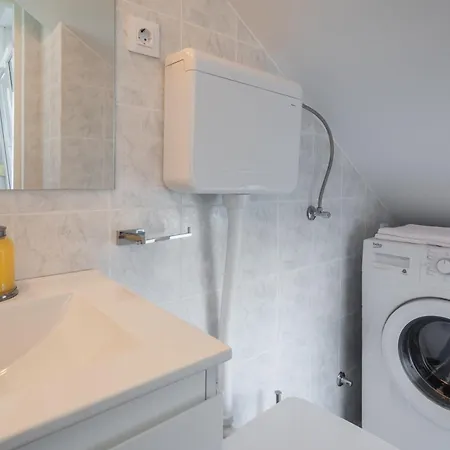 Apartment East Side Omis